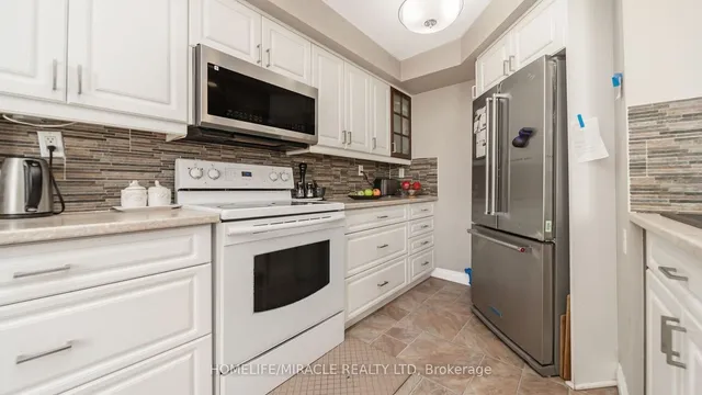 Additional image 27 of 22 Hanover Rd Unit 210