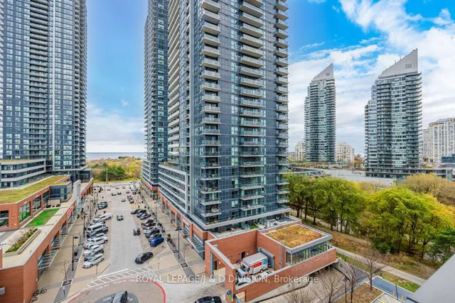 Additional image 25 of 10 Park Lawn Rd Unit 910