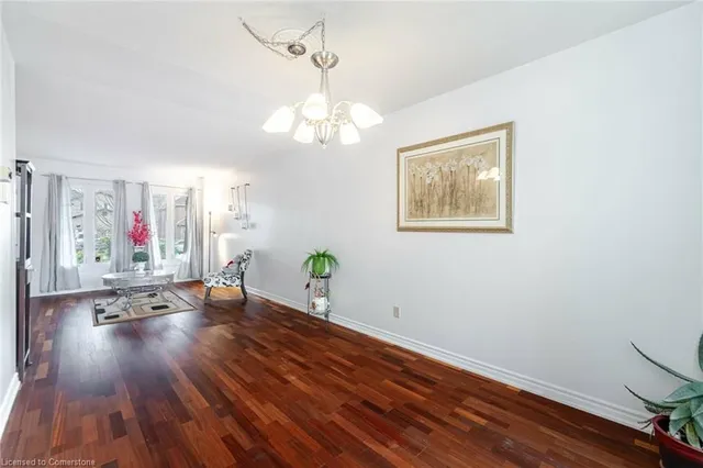 Additional image 11 of 140 Lord Simcoe Dr