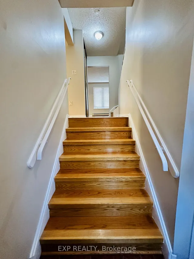 Additional image 2 of 22 Rosset Cres Unit 22