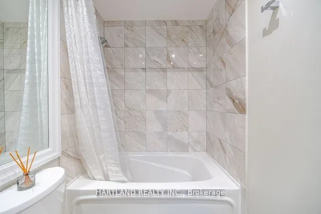 Additional image 20 of 2083 Lake Shore Blvd Unit 809