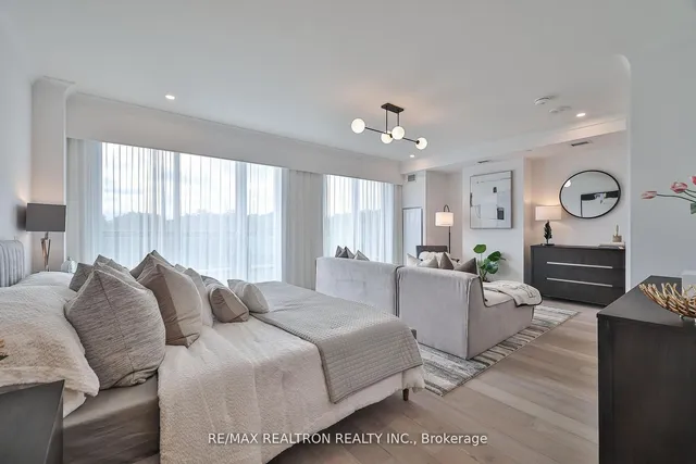 Additional image 16 of 285 Avenue Rd Unit 502