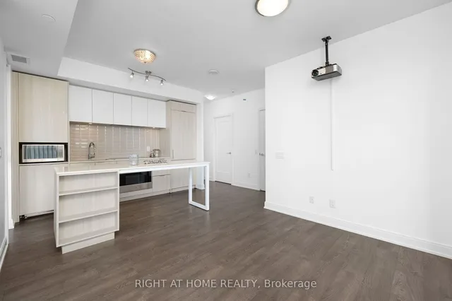 Additional image 23 of 70 Annie Craig Dr Unit 807