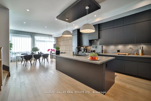 Additional image 5 of 39 Marquette Ave