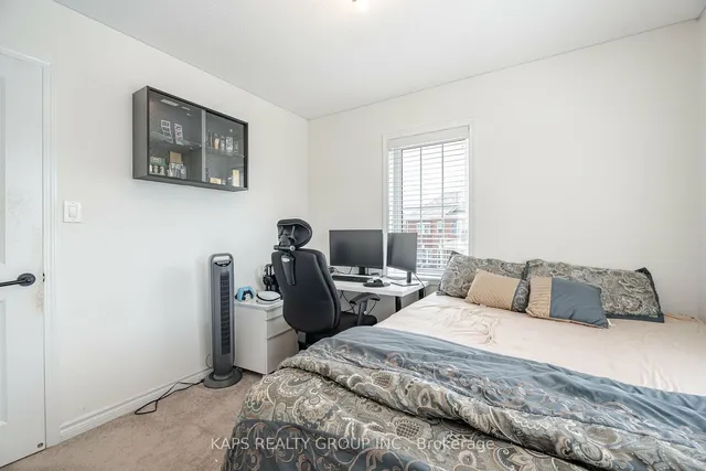 Additional image 31 of 33 Ringway Rd