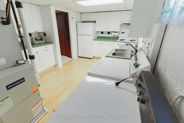 Additional image 36 of 2 Allonsius Dr