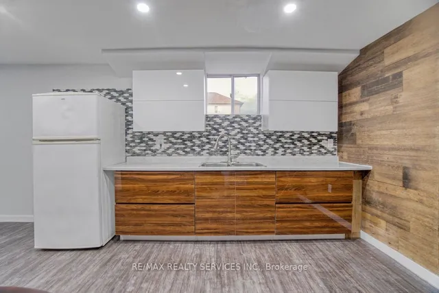 Additional image 28 of 149 Brisdale Dr