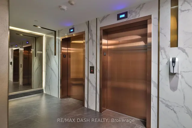 Additional image 32 of 151 Avenue Rd Unit 1002