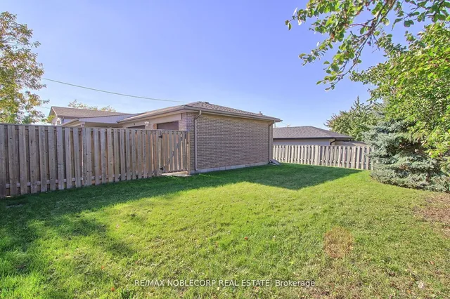 Additional image 39 of 22 Bimini Cres