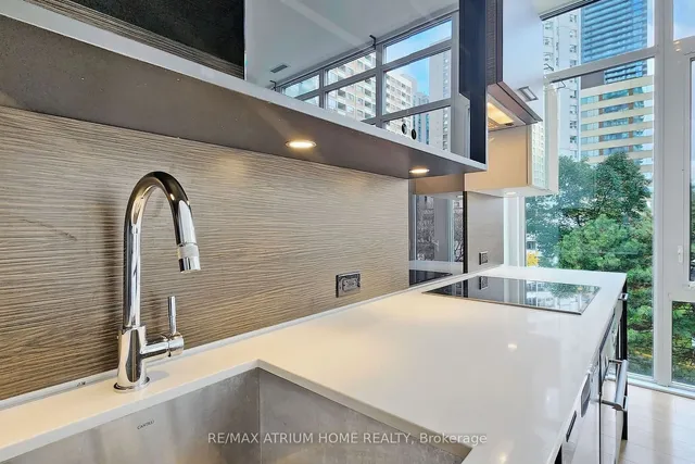 Additional image 25 of 75 St Nicholas St Unit 405