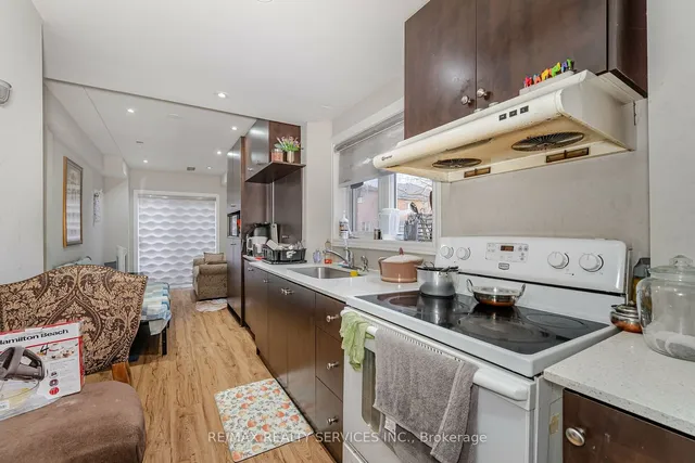 Additional image 32 of 42 Domenico Cres