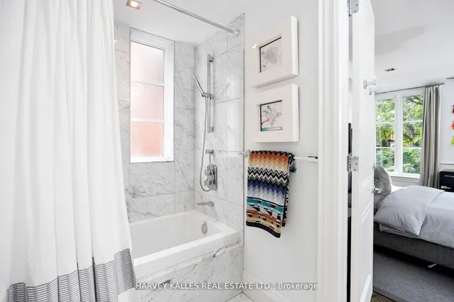 Additional image 24 of 112 Hazelton Ave