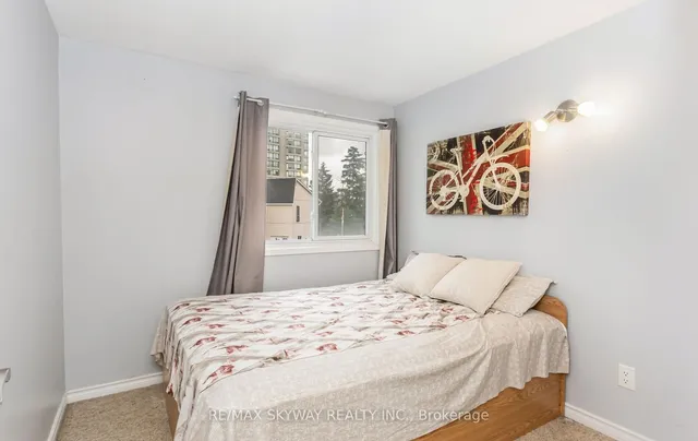 Additional image 15 of 45 Hoskins Sq