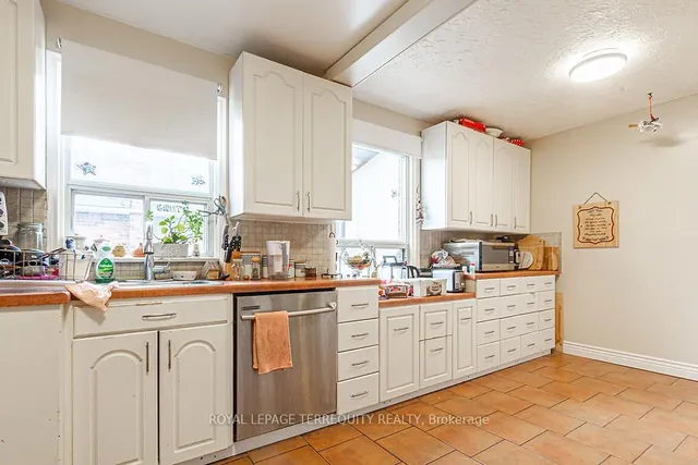 Additional image 18 of 12 Chauncey Ave