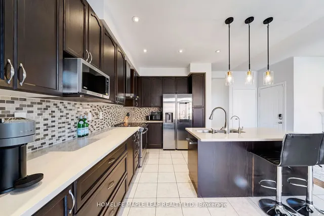 Additional image 10 of 39 Snapdragon Sq