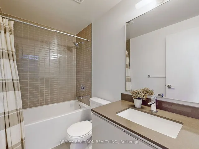 Additional image 25 of 200 Bloor St Unit 2007