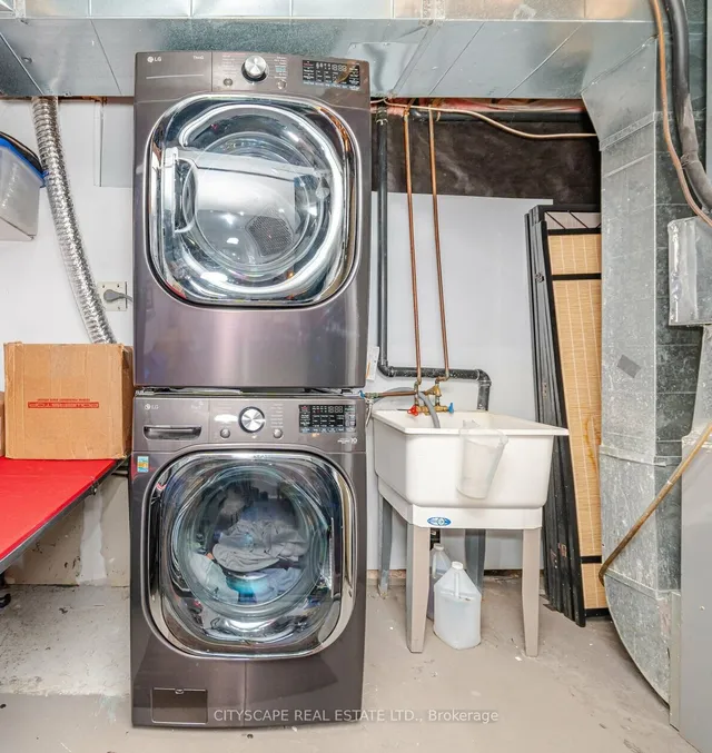 Additional image 34 of 90 Toba Cres