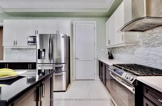 Additional image 14 of 477 Brisdale Dr