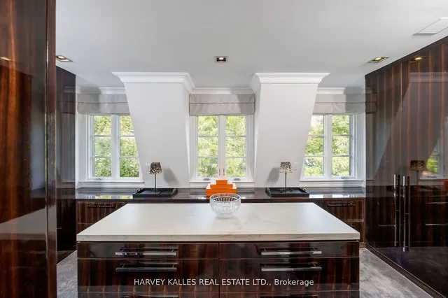 Additional image 28 of 112 Hazelton Ave