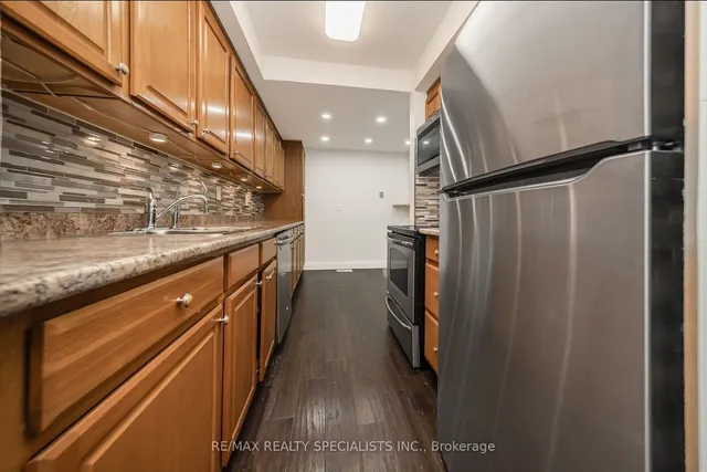 Additional image 10 of 3 Greenwich Circ