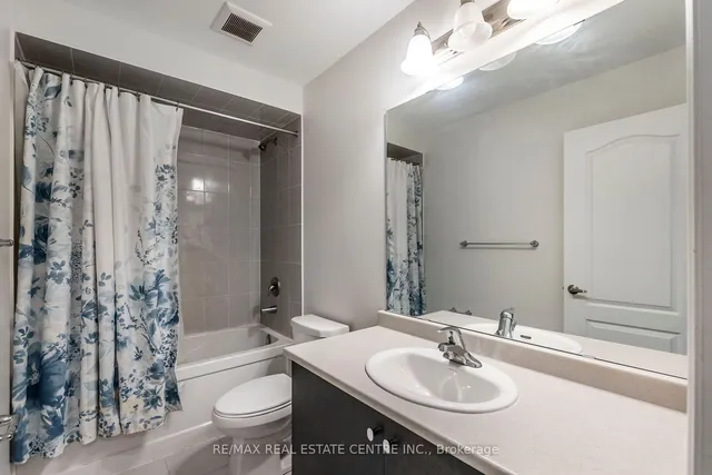 Additional image 26 of 17 Arcola St