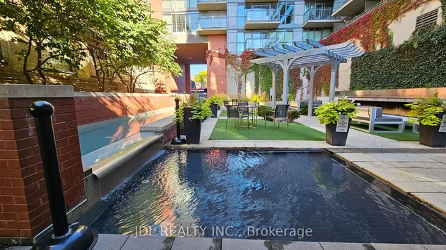 Additional image 16 of 775 King St Unit 521