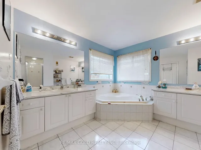 Additional image 20 of 64 Prue Crt