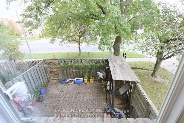 Additional image 15 of 1121 Sandhurst Circ Unit 25