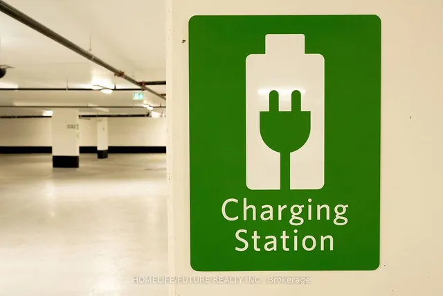 Additional image 40 of 85 Mcmahon Dr Unit 807