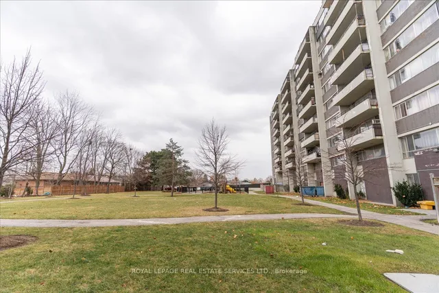 Additional image 27 of 389 The Westway Unit TH 7