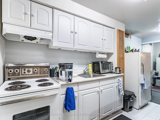 Additional image 34 of 32 Creekwood Dr