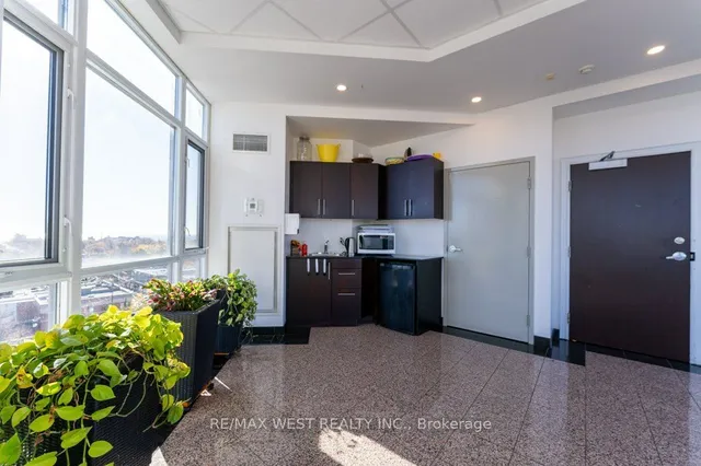 Additional image 26 of 437 Roncesvalles Ave Unit 503