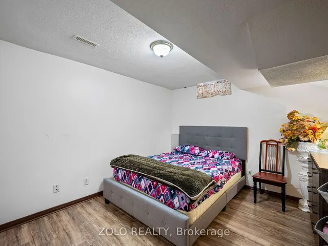 Additional image 6 of 8 Revelstoke Pl