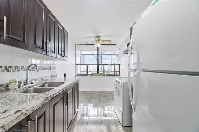 Additional image 16 of 18 Knightsbridge Rd Unit 1704