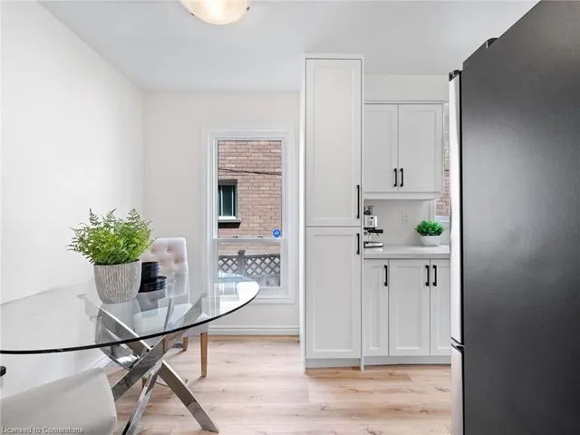 Additional image 15 of 13 Cashel St