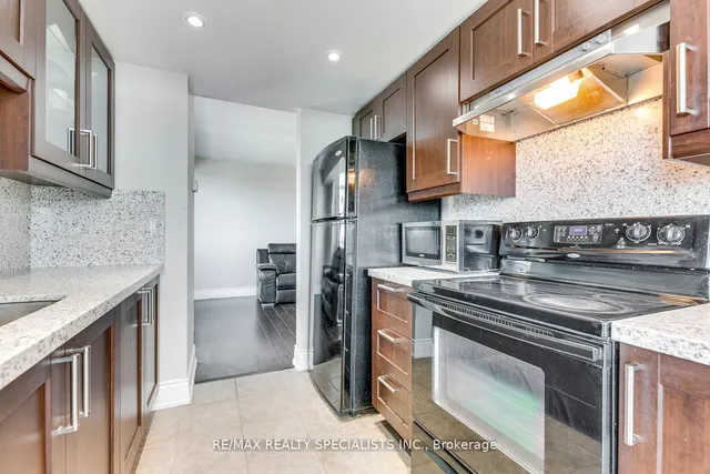 Additional image 14 of 9 George St Unit 702