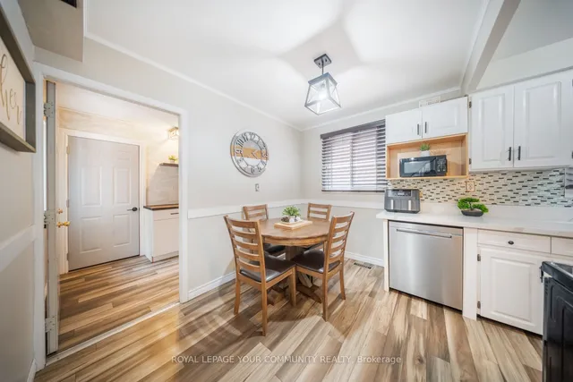 Additional image 17 of 33 Deerpark Cres