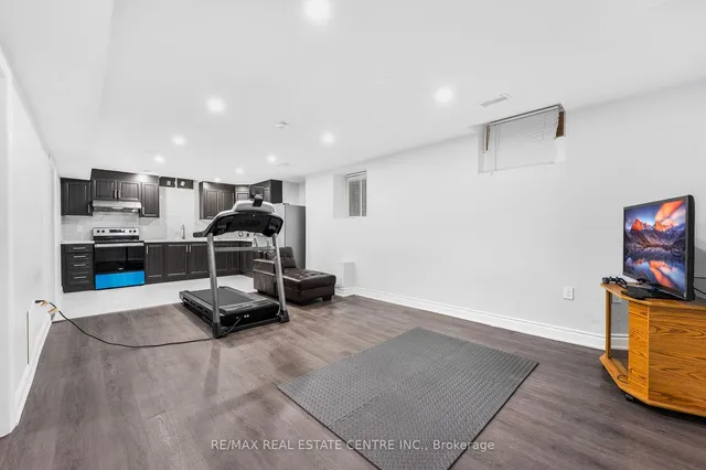 Additional image 34 of 5 Forsyth Cres