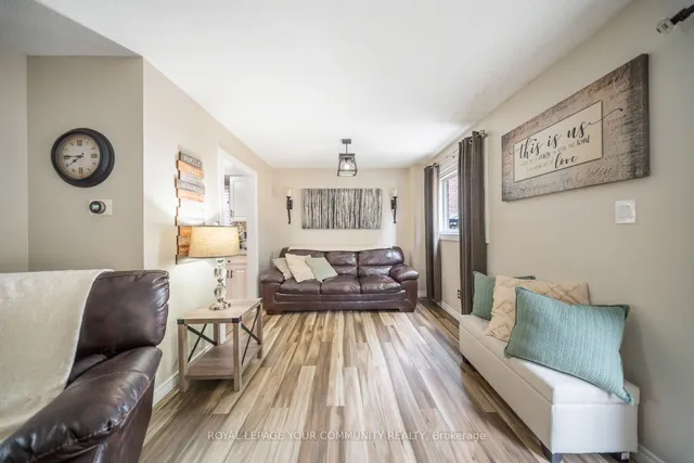 Additional image 10 of 33 Deerpark Cres