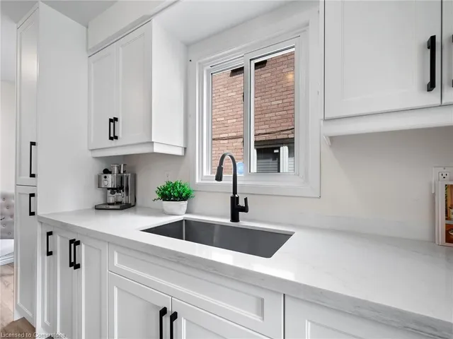 Additional image 14 of 13 Cashel St