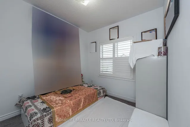 Additional image 31 of 15 Bachelor St