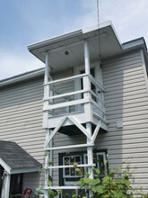 Additional image 5 of 702 Front Street