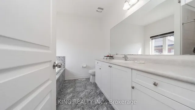 Additional image 33 of 22 Exhibition Cres