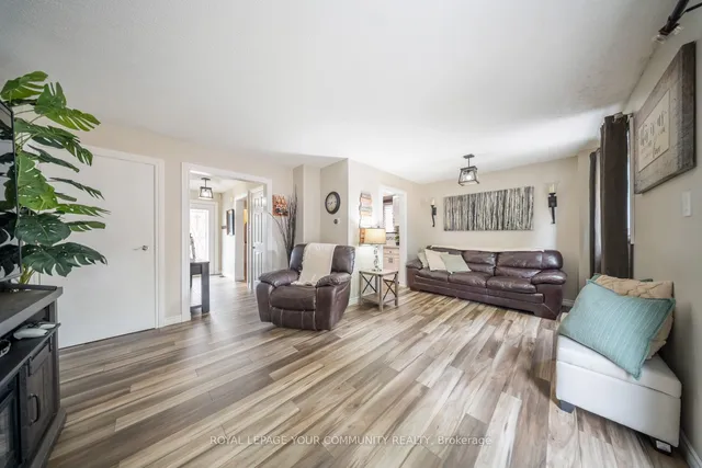 Additional image 7 of 33 Deerpark Cres