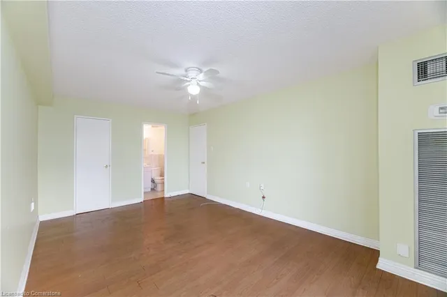 Additional image 24 of 18 Knightsbridge Rd Unit 1704