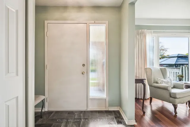 Additional image 4 of 384 Centre St