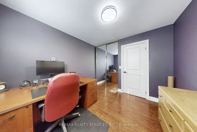 Additional image 22 of 38 Heathcliffe Sq