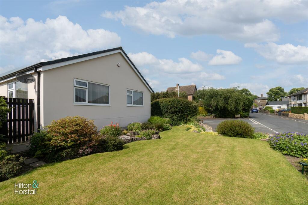 Additional image 26 of Uplands Drive, Fence