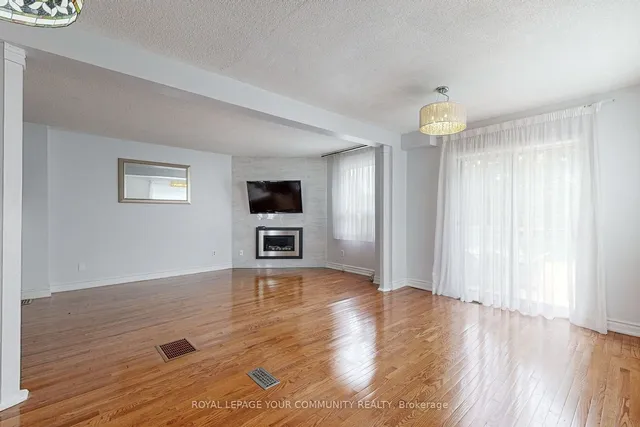 Additional image 15 of 50 Denlow Dr