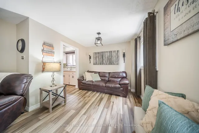 Additional image 9 of 33 Deerpark Cres